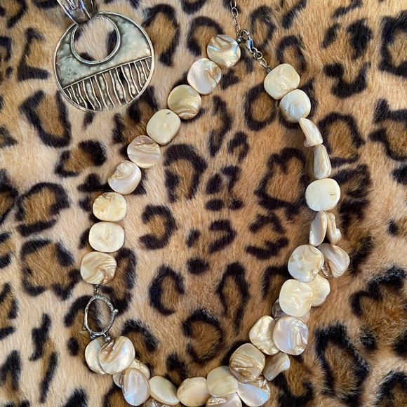 SILPADA MOTHER OF PEARL & STERLING NECKLACE - Picture 3 of 4